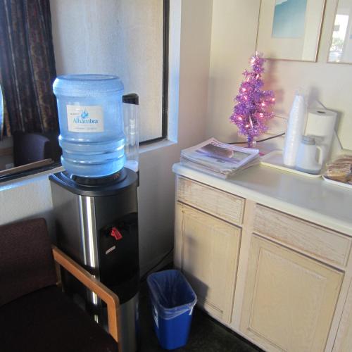 Pacific Best Inn – Seaside, CA