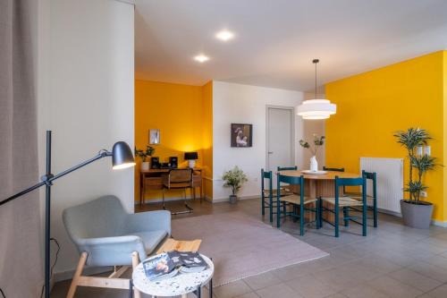 Award-winning Yellow-spot, Atény (fotografie 5)
