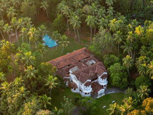 . Jetwing Wahawa Walauwa, A Luxury Reserve
