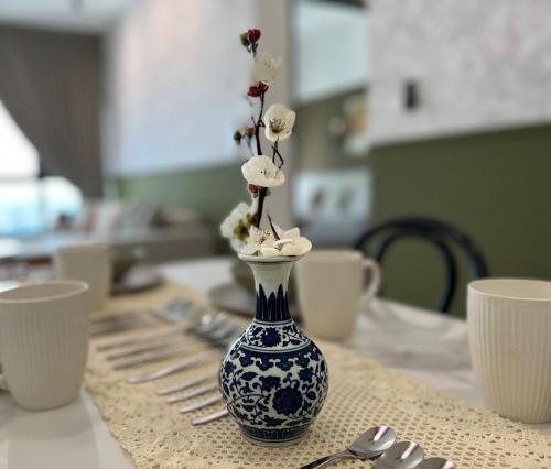 3BR-Nanyang-Paradigm Residence by Guesthouse-6-8Pax 3BR-Nanyang-Paradigm Residence by Guesthouse-6-8Pax