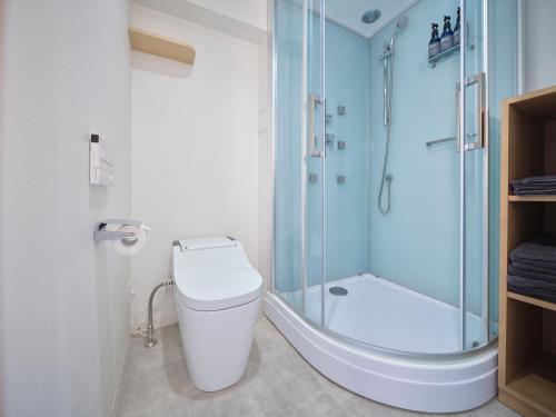 Economy Double Room image 10