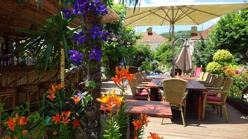 Garden, Holiday Vendeghaz es Szabadidokert in Járdánháza