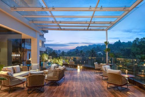 景观, 金皇冠酒店 (The Golden Crown Hotel) in 康提