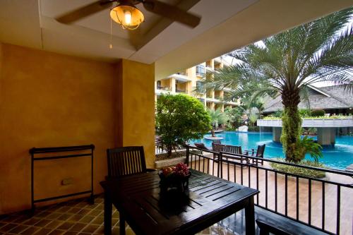  Deluxe Double Room with Pool Access image 10