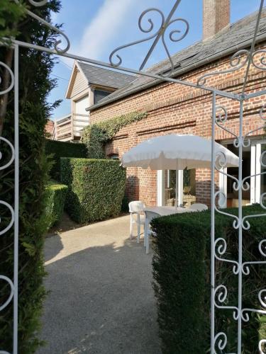 Gîte de charme à la Ferme de Bonavis 125 M2 (Gite de charme a la Ferme de Bonavis 125 M2) in Banteux