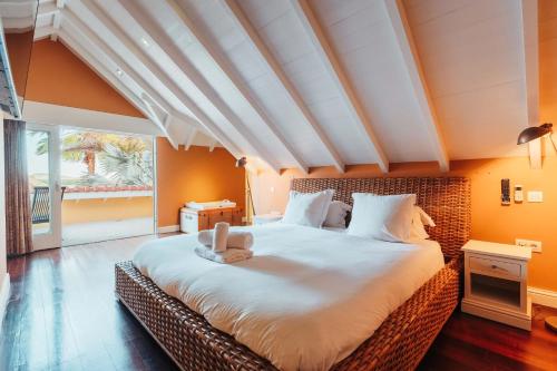 Private Island Isla Kiniw by Bocobay in 紐波特