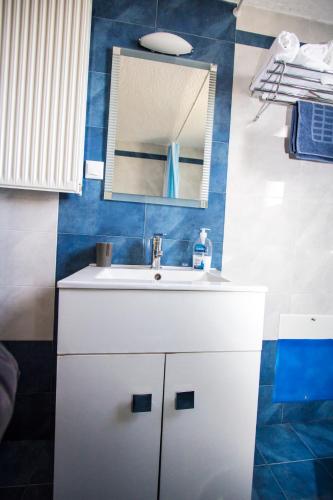 Bay View Apartments - image 12
