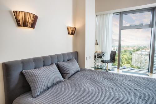 One-Bedroom Suite image 3