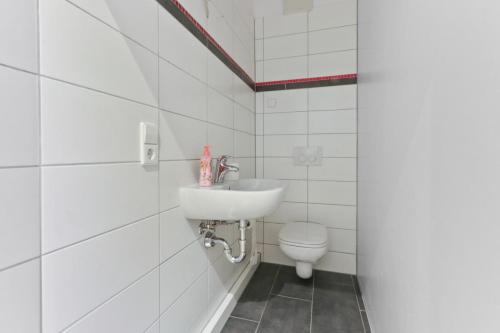 Hochwertiger ausgestatteter Bungalow für 8 Personen, 3 Schlafzimmer, 2 Parkplätze, WLAN, Drážďany (fotografie 5)