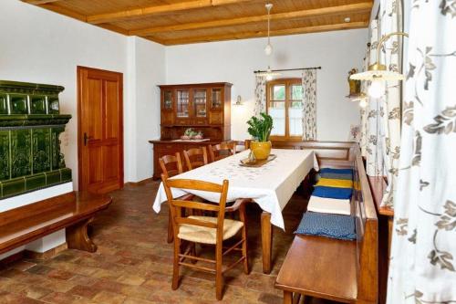 Iekārtas, Four-Bedroom Villa Bajer in Markovec