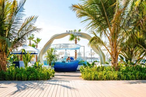 Radisson Beach Resort Palm Jumeirah, Dubaj (zdjęcie 4)