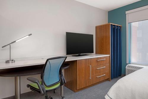 Home2 Suites By Hilton Gainesville - image 11
