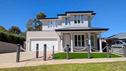 Exterior view, Modern comfort and luxury close to the beach in Indented Head