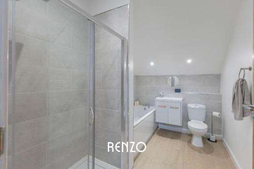 Vibrant 1-bed Home in Newark on-Trent by Renzo, Perfect for Contractors, Free Parking! Vibrant 1-bed Home in Newark on-Trent by Renzo, Perfect for Contractors, Free Parking!