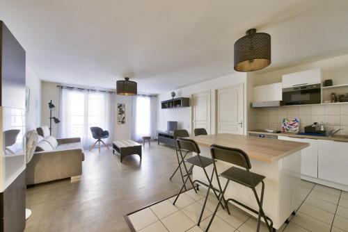 Modern 2 BR flat near Vieux Port, Marseille (photo 8)