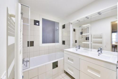Modern 2 BR flat near Vieux Port, Marseille (photo 10)