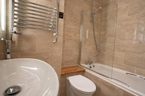 Hollin House Hotel - image 4