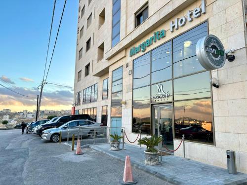 Exterior view of Margarita Hotel
