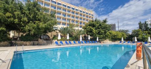 . Navarria Blue Hotel