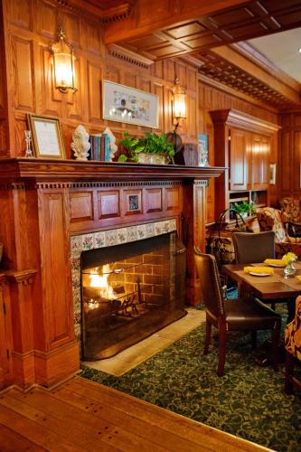 Hawthorne Hotel