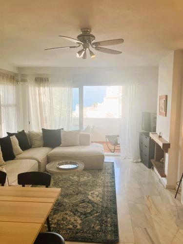 2Mh asunto aivan merenrannassa210 in Torremuelle