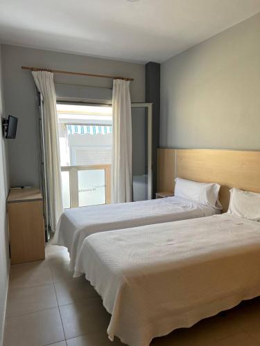 Hostal Manuela - image 23
