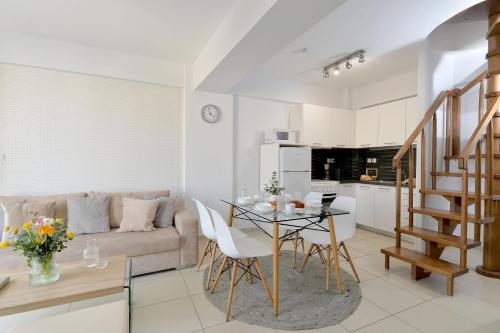 Alekos Apartments Ι - Νetflix - image 2