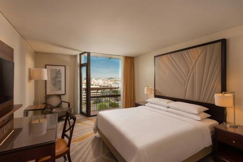 Lisbon Marriott Hotel - image 8