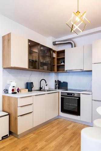 Arena Luxe Retreat, FREE Parking in ทรึนเย