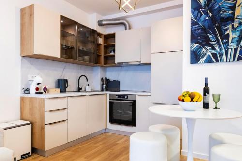 Arena Luxe Retreat, FREE Parking in ทรึนเย