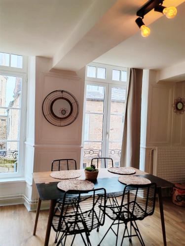 La Résidence des Cordeliers (La Residence des Cordeliers) in Dinan