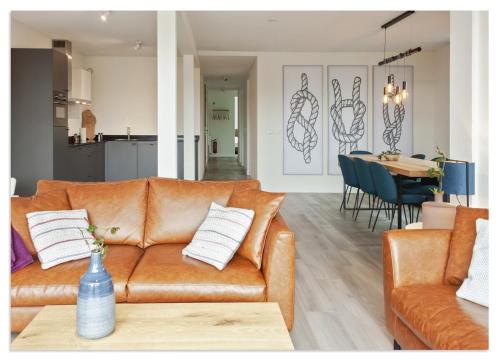 Luxury apartment near the water in Offingawier