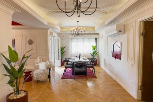 The 2BDR Crimson Crib The Heart Of Heliopolis The 2BDR Crimson Crib The Heart Of Heliopolis