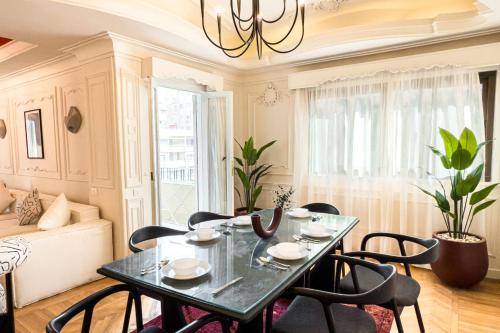 The 2BDR Crimson Crib The Heart Of Heliopolis The 2BDR Crimson Crib The Heart Of Heliopolis