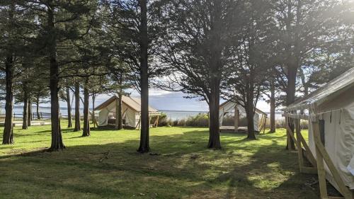 A szálláshely kívülről, LoveCedarPt in Northwest Harbor (NY)