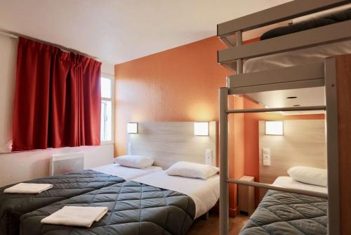 Première Classe Plaisir Gatines Hotel de charme Élancourt