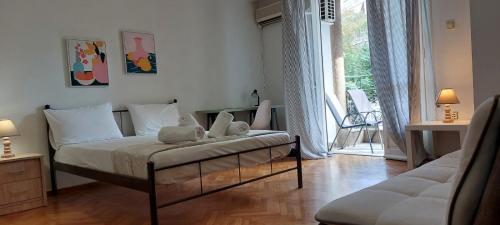 Camellia Apartment ATHENS CENTER 5BD, 2 BATHS, Ateny