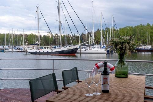 Hausboot LP1 in Peenemünde, Deutschland