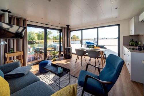 Hausboot LP1 in Peenemünde, Deutschland