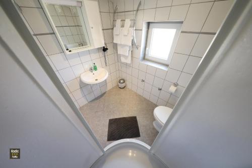 Apartment image 7