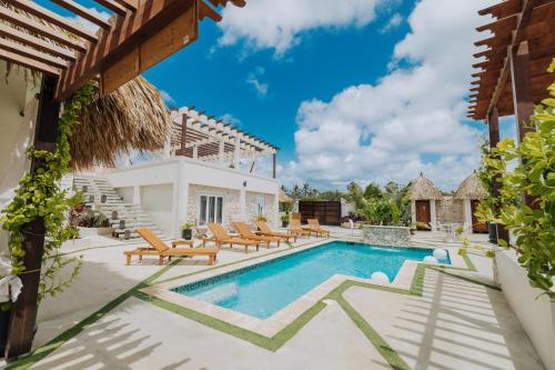 Eva Oceanfront Spa Resort Rooftop &pool By Lucha in Savaneta