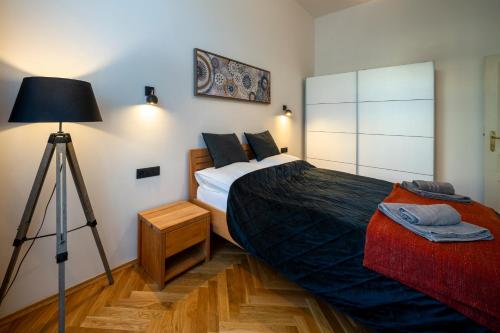 Old Town - 3 Room with 2 Bathroom & Balcony Apartment 28 Října - image 14
