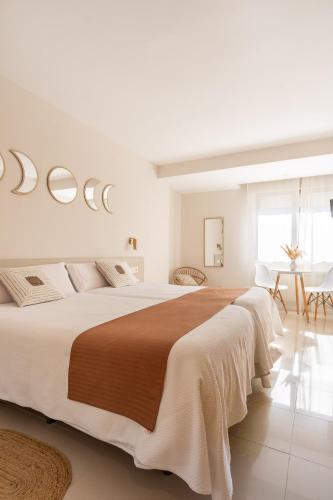 . Hostal Lóbrega