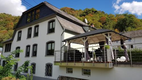 Ferienhaus Loreleytraum, Wohnung Erdgeschoss in Sankt Goarshausen