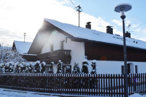Ferienhaus Antdorfer Gartenglück (Ferienhaus Antdorfer Gartengluck) in Antdorf
