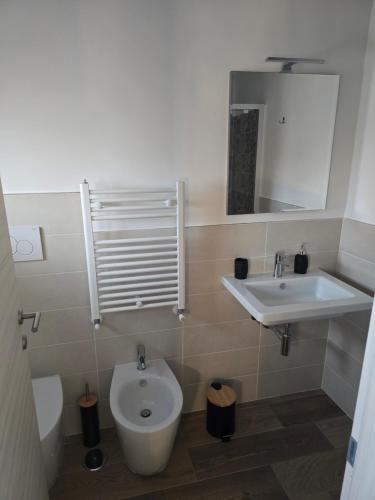 Double Room with Private Bathroom image 2