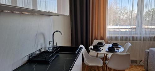 кухня, Villa Port Apartamenty in Modrzyca