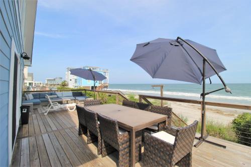 Oceanfront Nest Up image