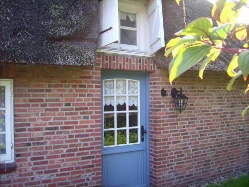 Friesenhaus am Meer in Dagebull