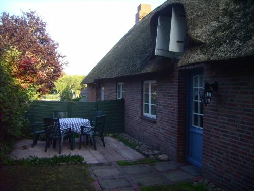 Friesenhaus am Meer in Dagebull